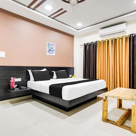 Kanadiya Super Collection O Indore Near Omax City 1 מראה חיצוני תמונה